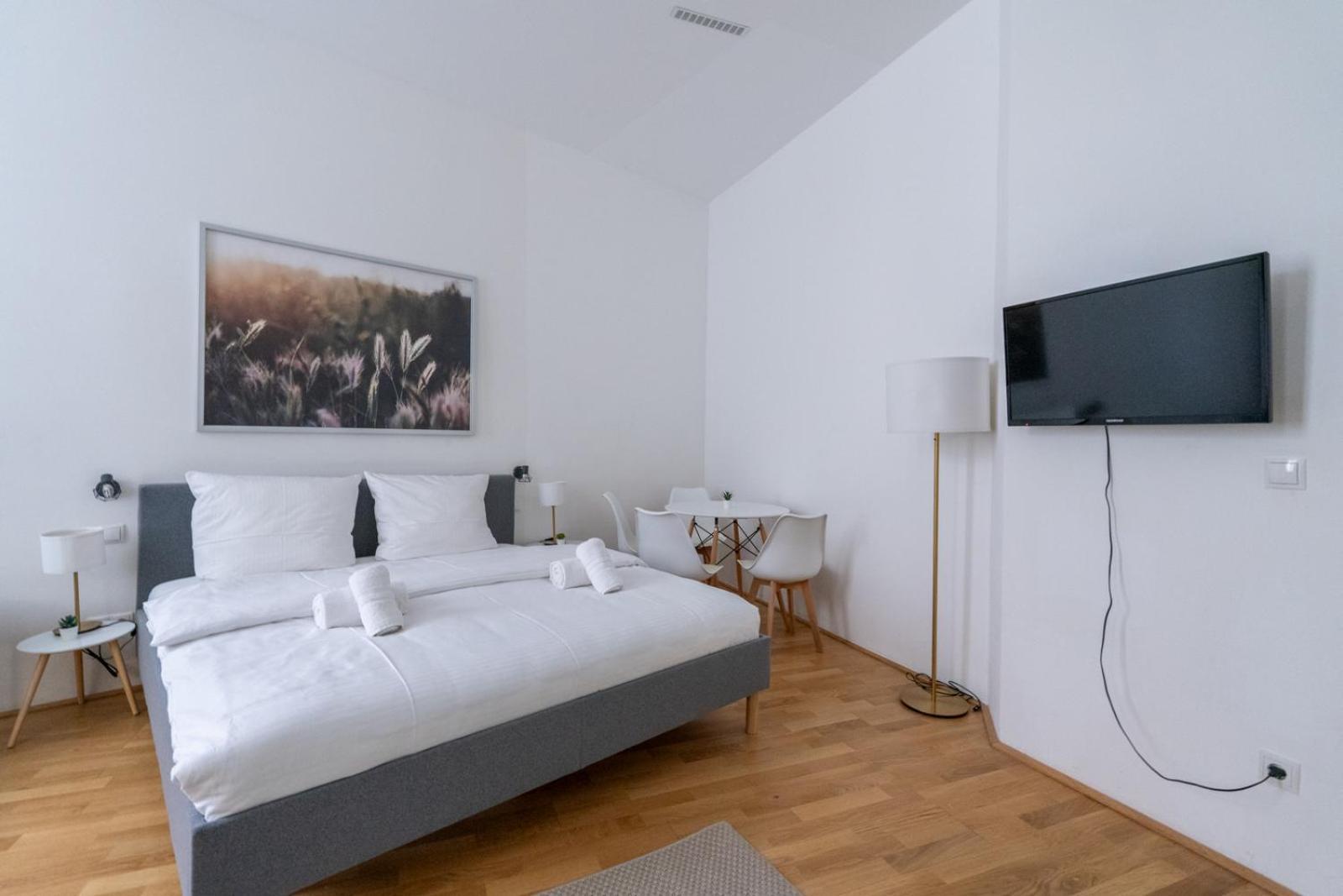 Air Conditioning 330 Mbit Wifi Self Check-In Wina Bagian luar foto